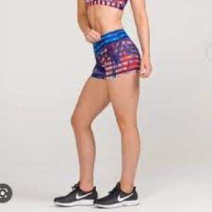 IAB I Am Becoming 3-Inch No-Ride Patriot Shorts Women's Size L/10